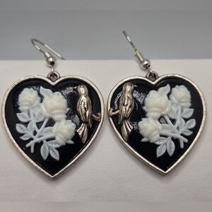 ✨2/$10✨ Cameo Heart Dangle Earrings w/Roses & Birds Romantic Cute Vintage Nature